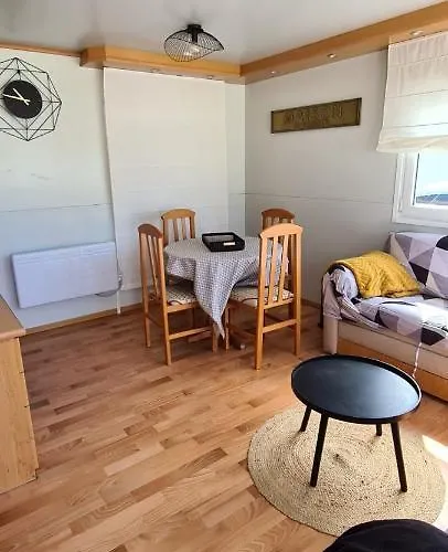 مكان تخييم Alti Cosy Cerdagne *